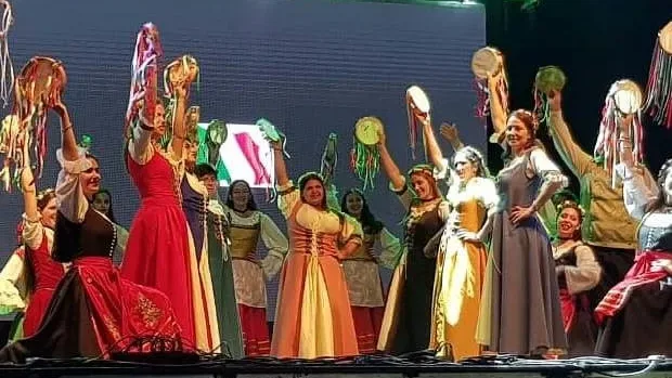 Artistas en la Fiesta Provincial de las Raíces, Jardín América
